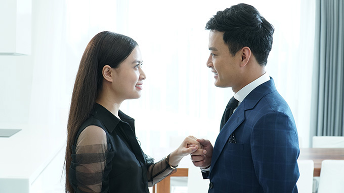 Hoàng Thuỳ Linh và Hồng Đăng trong 'Mê cung'.