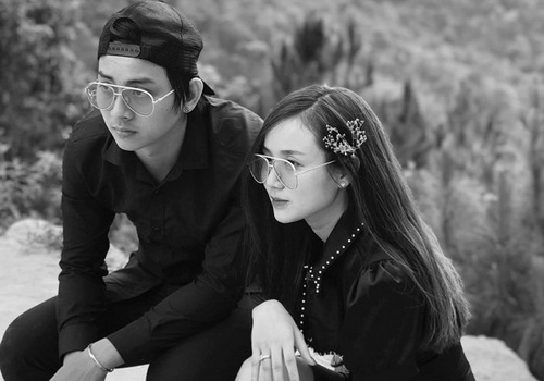 Hình ảnh trong chuyến đi chơi mới nhất của Hoài Lâm và bạn gái.