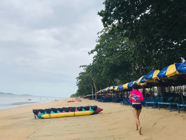 Tiêu chí "đi" có vẻ sang chảnh nhưng khi là sự đòi hỏi, đổi chác nghĩa là đang tự hạ thấp bản thân
